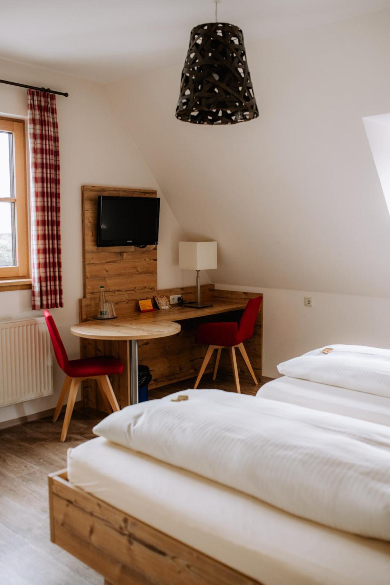 Landhotel Gary Wolframs-Eschenbach Szoba fotó