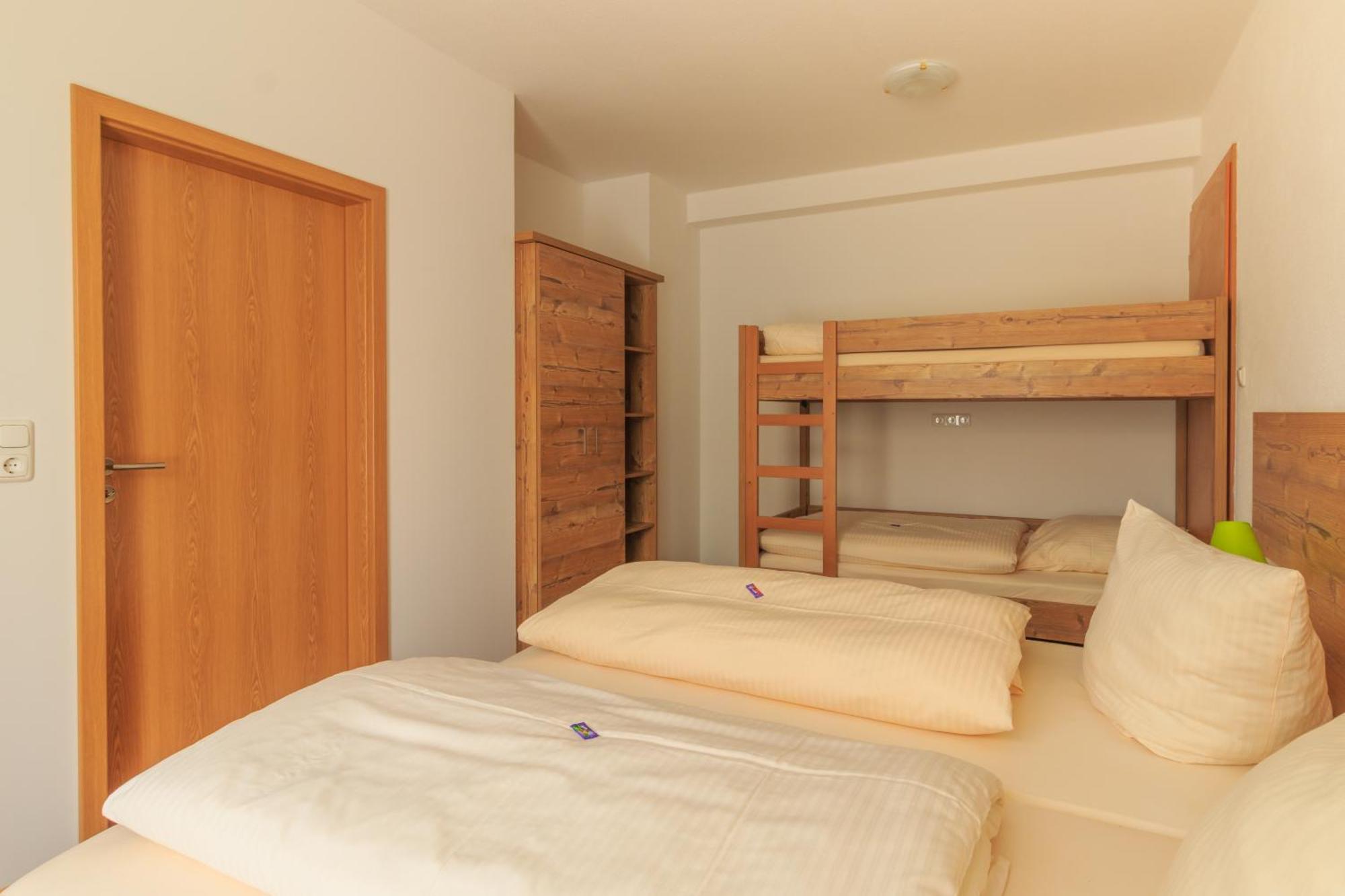 Landhotel Gary Wolframs-Eschenbach Szoba fotó
