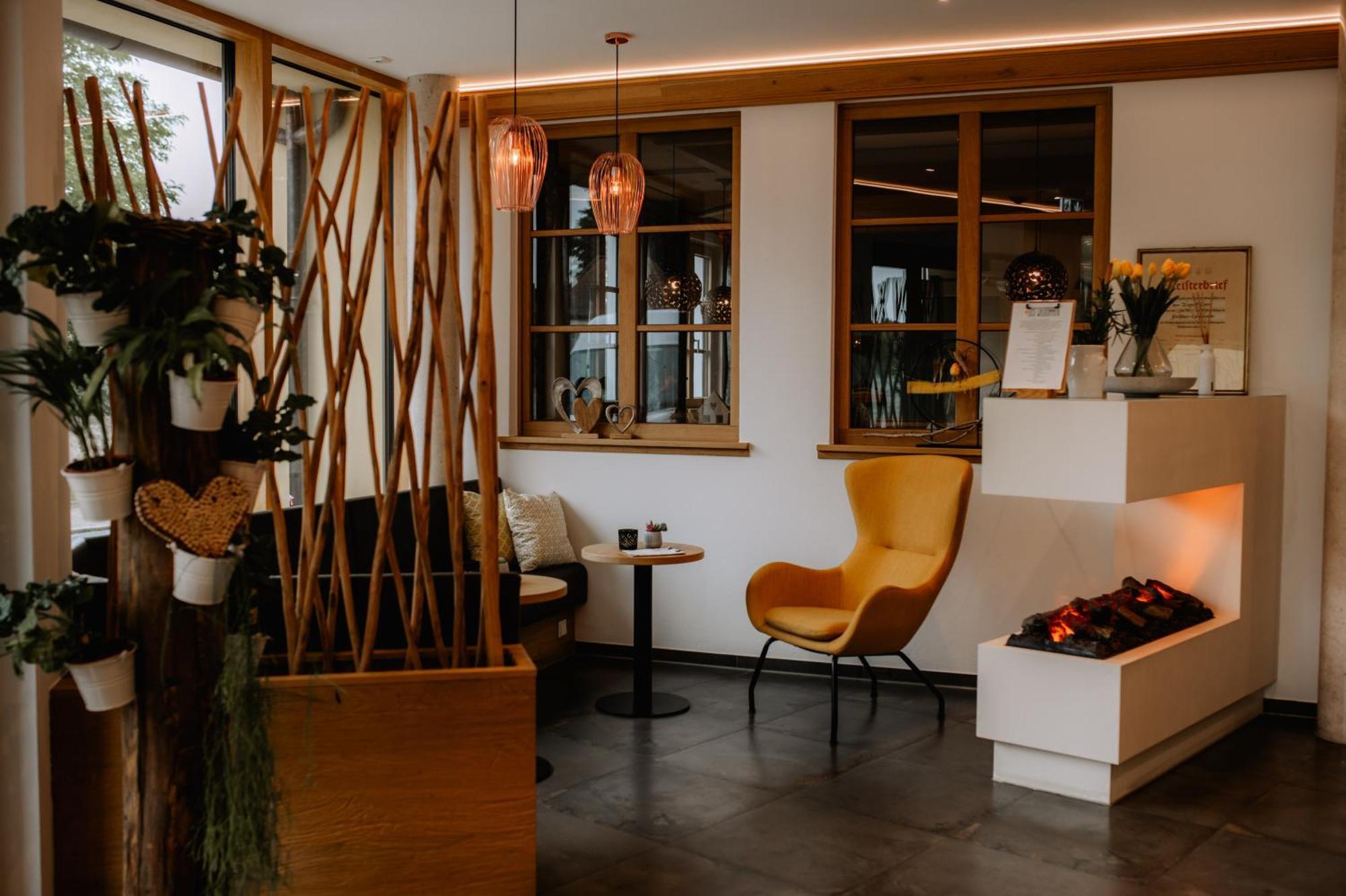 Landhotel Gary Wolframs-Eschenbach Kültér fotó